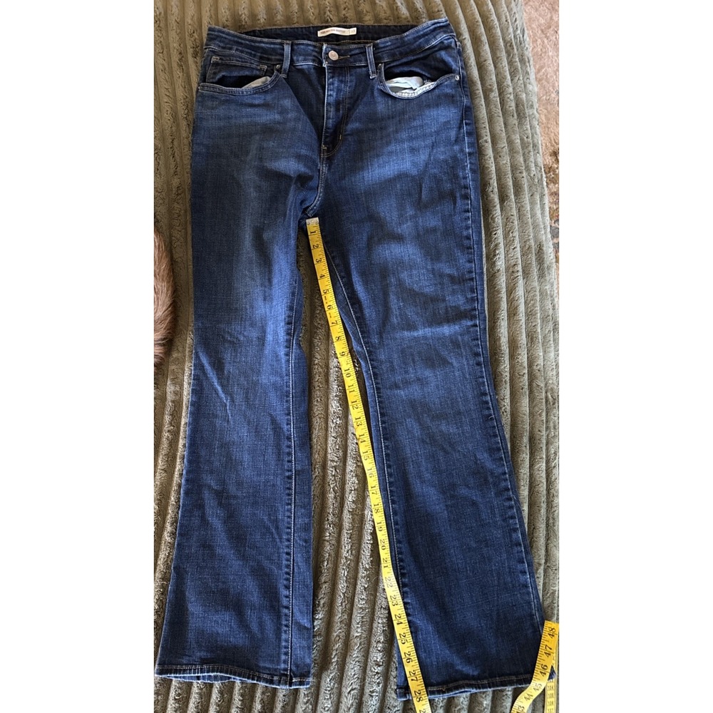 Levi's Women's 725 High-Rise Bootcut Jeans 33x28 Blue Medium Wash Cowgirl Rodeo